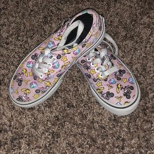 Princess Peach vans